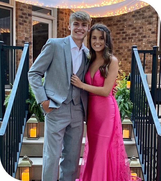 Couple in prom outfits