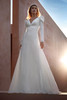 Off white gown Pronovias Amis