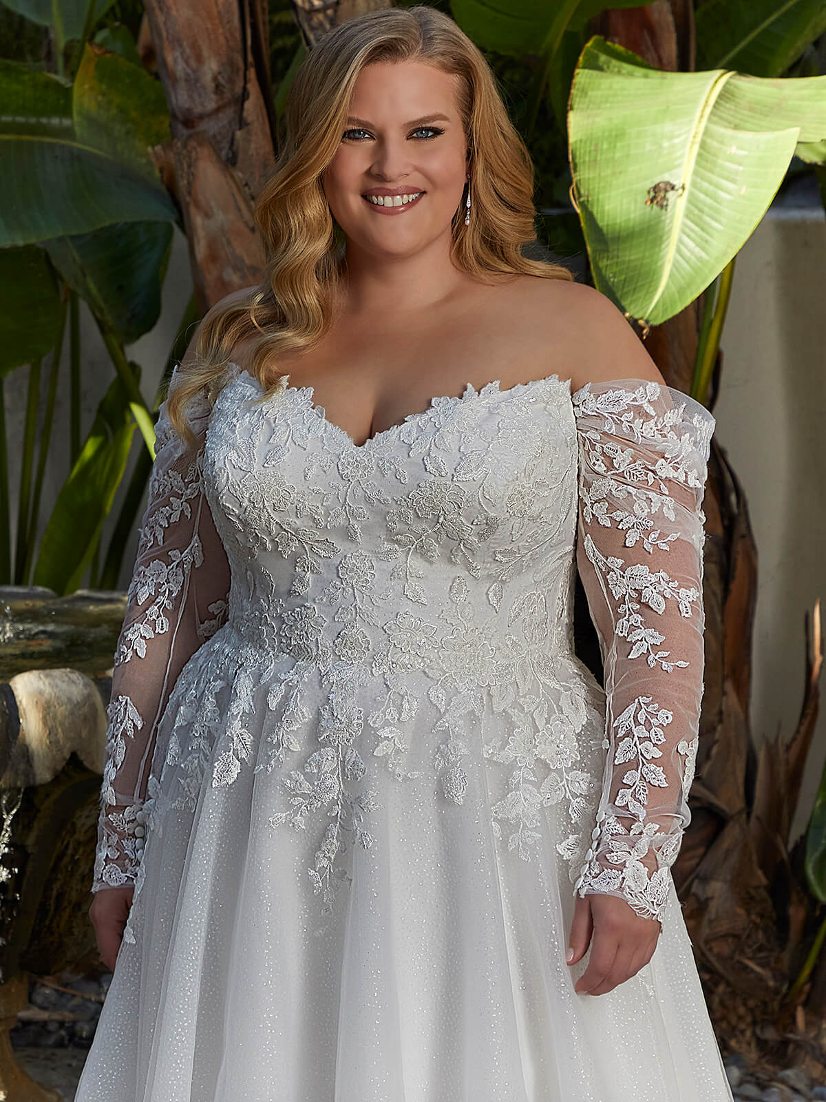 mori lee plus size bridesmaid dresses Julietta Bridal Gown by Morilee Leandra 3397 Light Blue Oasis Bandeau with appliqués leading down Size10,:Necklace Set variant available: EU 36