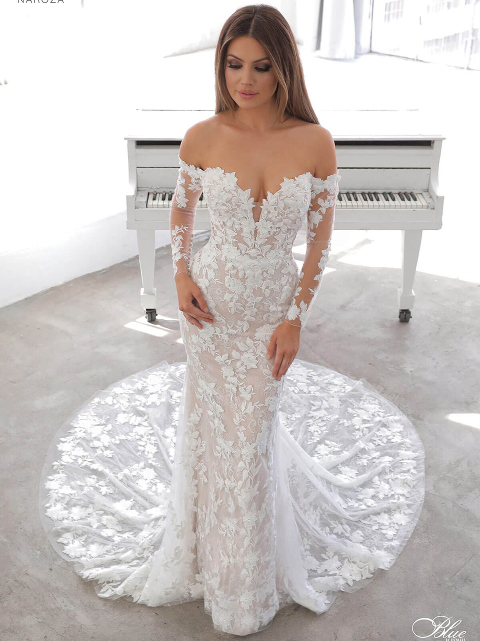 Enzoani long hot sale sleeve wedding dress