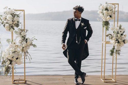 The Difference Between Formal and Black Tie for a Wedding: A Style Guide