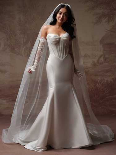 7 Modern Wedding Dress Silhouettes to Try When Dress Shopping