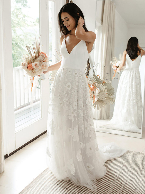 Watters deals wedding dress