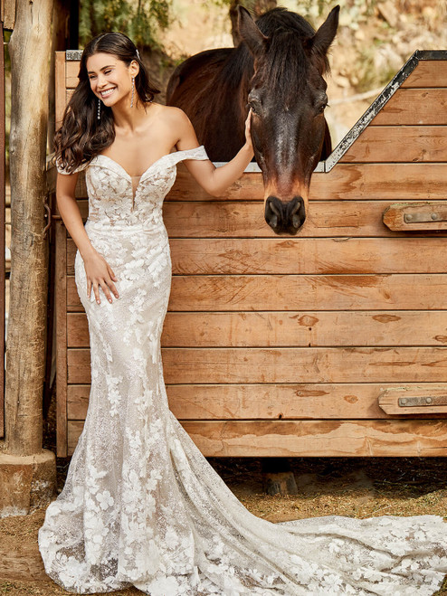 Short-lace wedding dresses - Plus size bridal - Leah S Designs