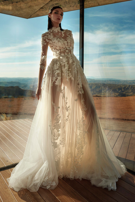 Off white/Nude/Champagne Rose gown Pronovias Angelite