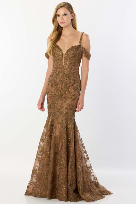 Montage MOB Gown M2232 Montage MOB Gown M2232