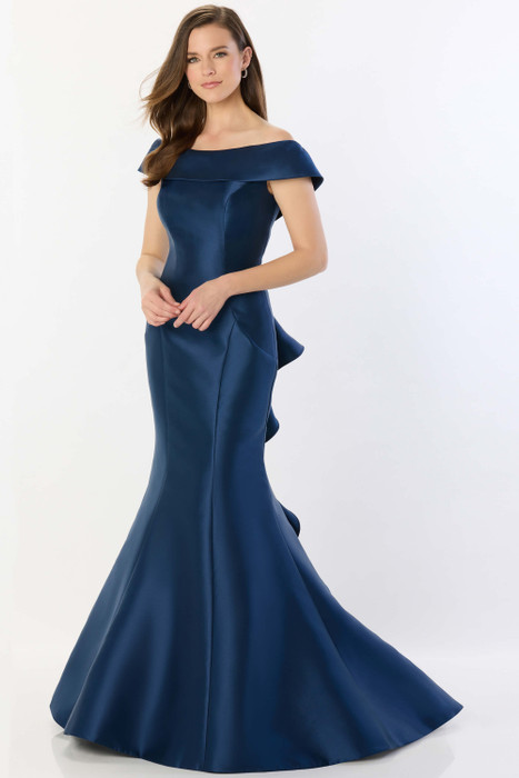 Montage MOB Gown M2237 Montage MOB Gown M2237
