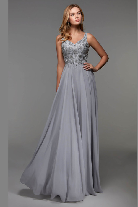 Front view of Alyce Paris MOB dress 27473 in Eggplant with sweetheart neckline and short A‑line chiffon‑lace design Front view of Alyce Paris MOB dress 27473 in Eggplant with sweetheart neckline and short A‑line chiffon‑lace design