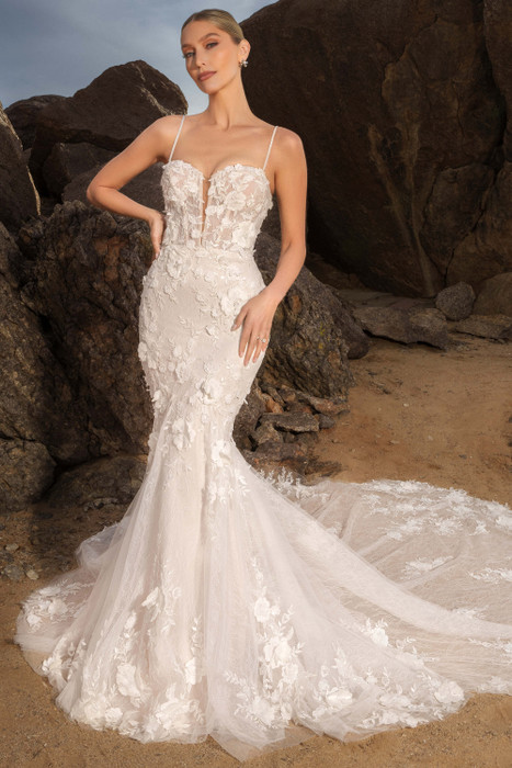 Front view of Kitty Chen Fergie fit-and-flare gown with sweetheart neckline and lace detailing Front view of Kitty Chen Fergie fit-and-flare gown with sweetheart neckline and lace detailing