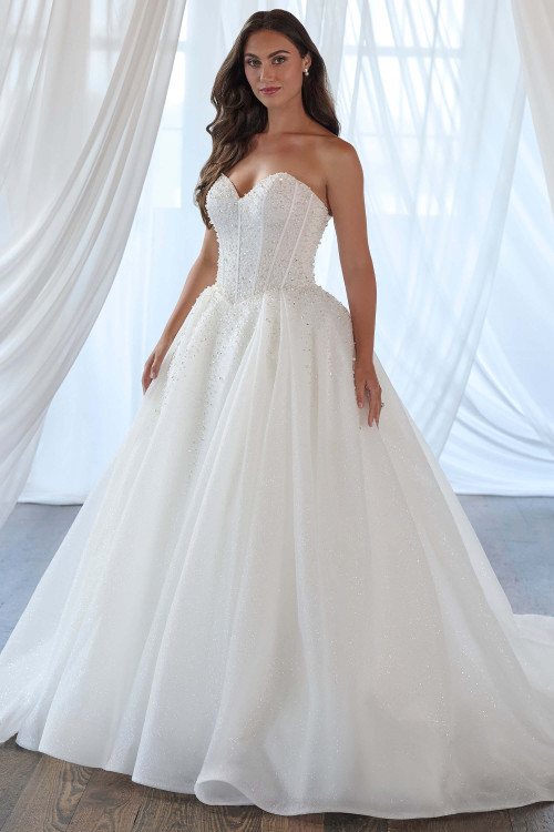 Front view of Christina Wu 15913 organza ball gown wedding dress with sweetheart neckline