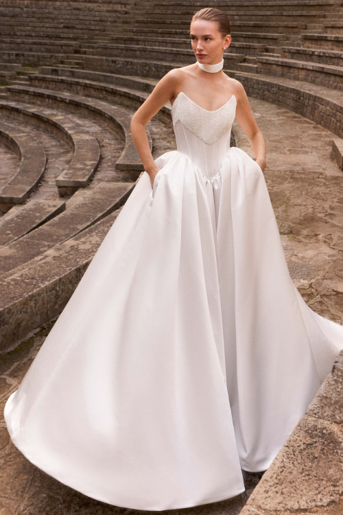 Pronovias Gelsomina Wedding Gown