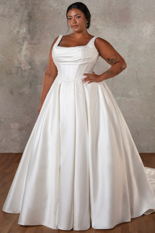 Essense of Australia D4418 Plus Size Wedding Gown