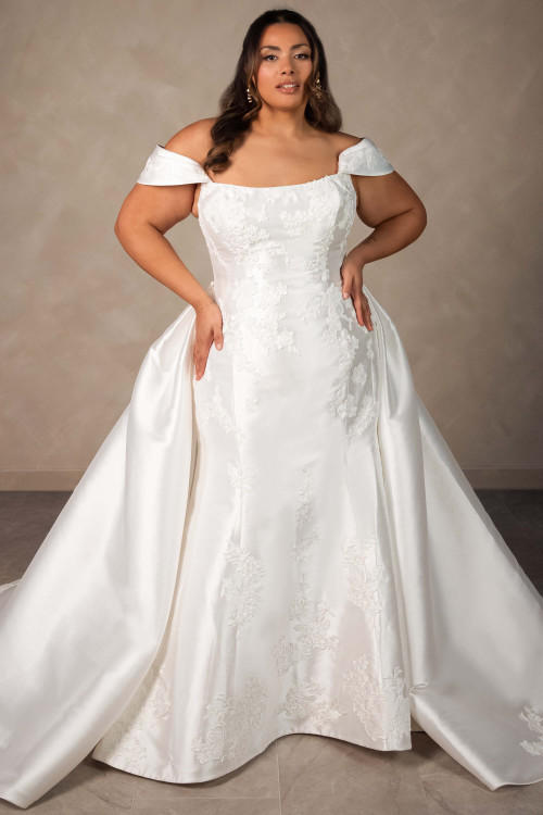Essense of Australia D4493 Plus Size Wedding Gown