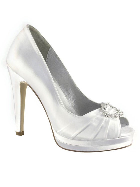 Vamp Broach Bridal Heel by Touch Ups Gianna 11010
Vamp Broach Bridal Heel by Touch Ups Gianna 11010