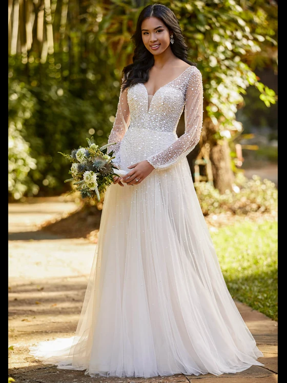 Front view Essense of Australia D3216 beaded organza wedding dress
