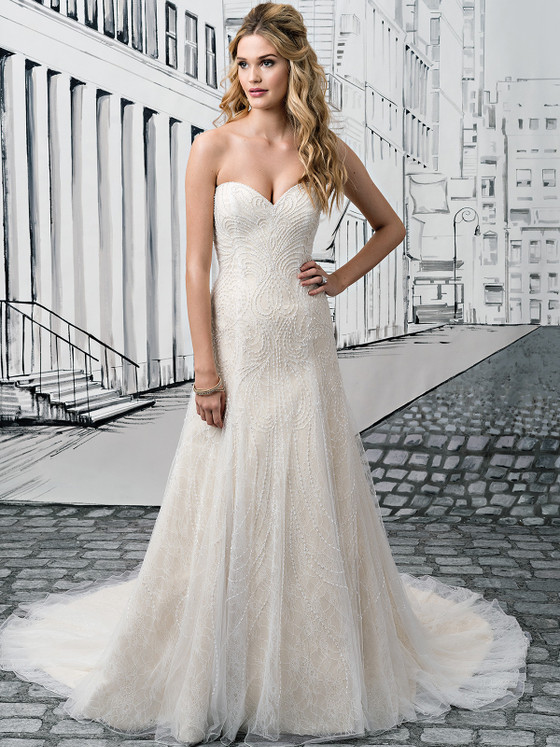 Strapless fit an flare wedding dress justin alexander 8906 Strapless fit an flare wedding dress justin alexander 8906