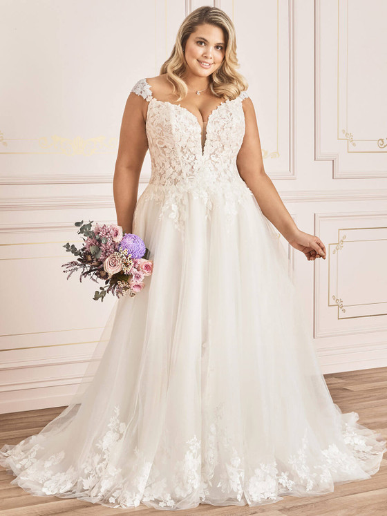 A-line Plus Size Sophia Tolli Bridal Dress Alannah Y12011LS A-line Plus Size Sophia Tolli Bridal Dress Alannah Y12011LS