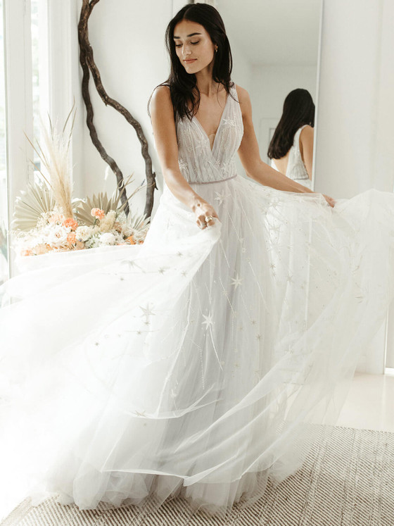 V-neck Wedding Gown Willowby Stars Align 55601 V-neck Wedding Gown Willowby Stars Align 55601
