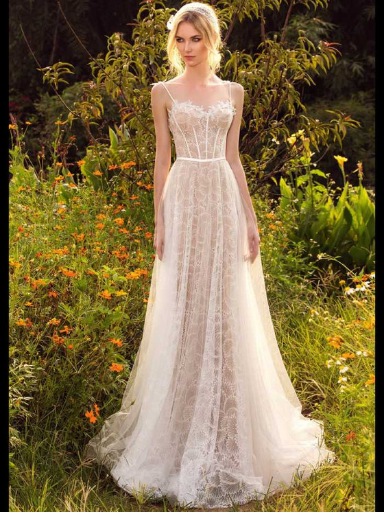 Lace Bridal Gown by Chic Nostalgia Dianthus 101500173 Lace Bridal Gown by Chic Nostalgia Dianthus 101500173
