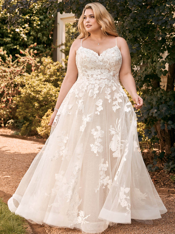 A-line Plus Size Wedding Gown Sophia Tolli Nikita Y22051 A-line Plus Size Wedding Gown Sophia Tolli Nikita Y22051