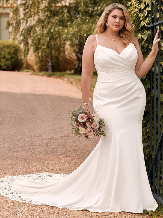 Fit And Flare Plus Size Wedding Gown Sophia Tolli Amylynn Y22057 Fit And Flare Plus Size Wedding Gown Sophia Tolli Amylynn Y22057