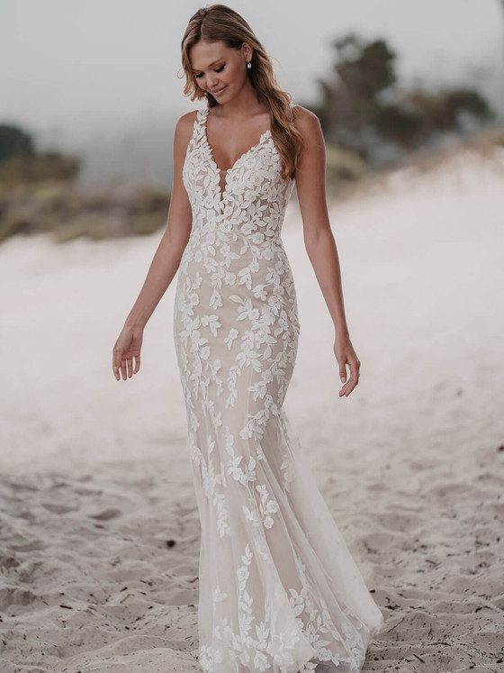 V-neck Allure Bridals Wedding Dress 9909 V-neck Allure Bridals Wedding Dress 9909