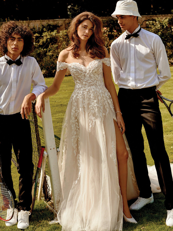 A-line Justin Alexander Wedding Gown Carlee 88219 A-line Justin Alexander Wedding Gown Carlee 88219