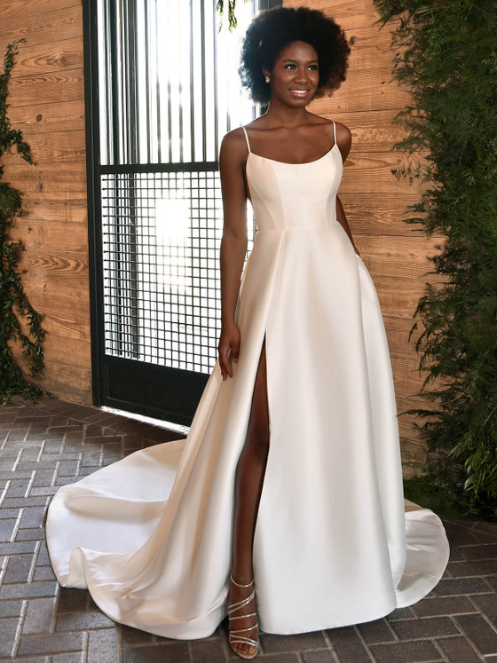 Front view Essense of Australia D3460 side slit wedding dress