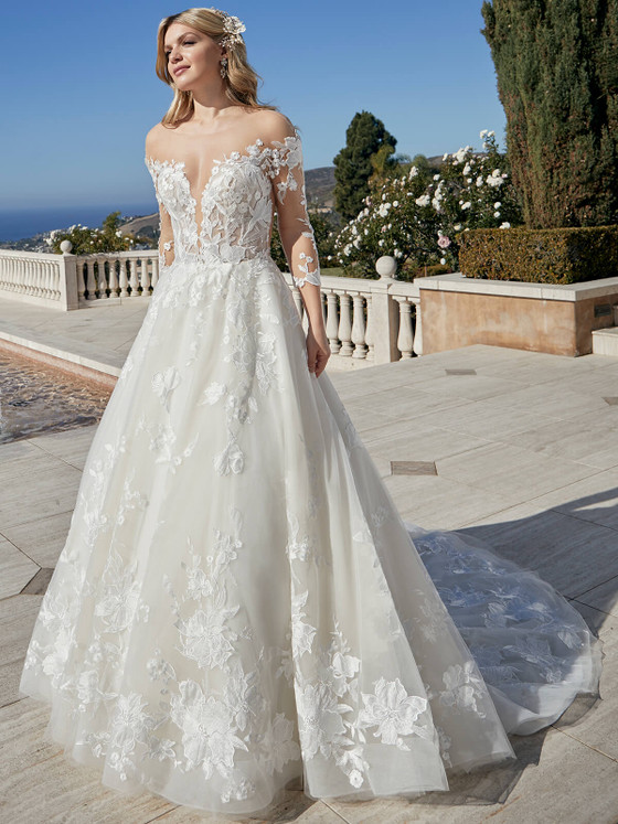 Ivory/Nude casablanca gown 2459 Ivory/Nude casablanca gown 2459