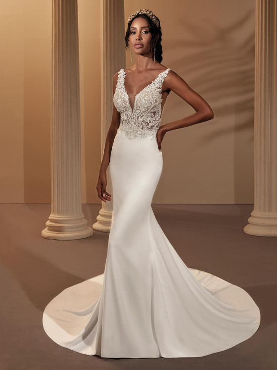 V-neck Demetrios Wedding Gown 1136 V-neck Demetrios Wedding Gown 1136