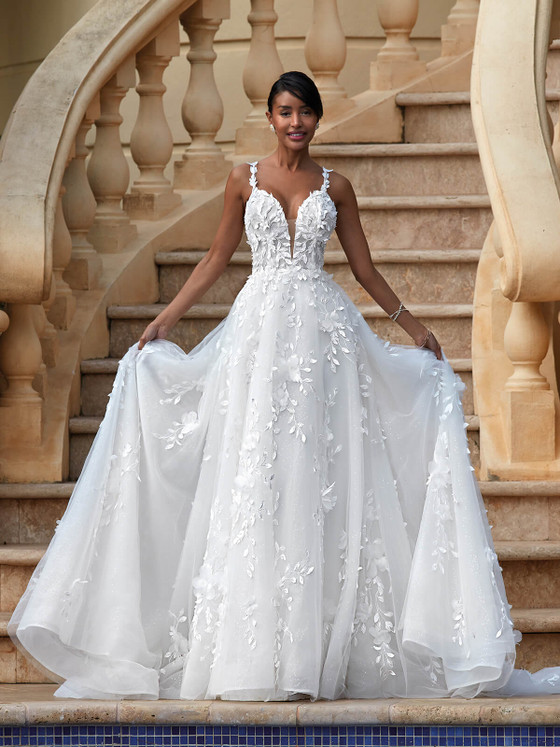 Wedding Gown Demetrios 1223 Wedding Gown Demetrios 1223