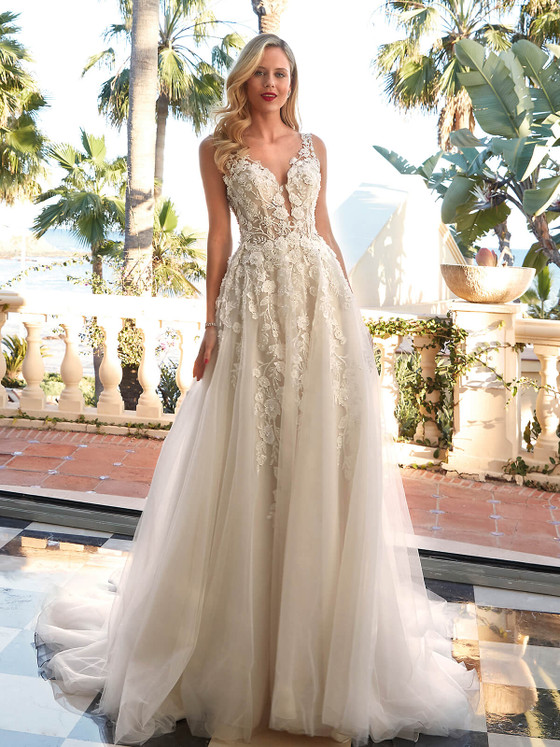Wedding Gown Demetrios 1228 Wedding Gown Demetrios 1228