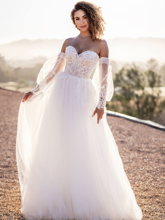 Tulle A-Line Allure Bridals Wedding Dress A1104 Tulle A-Line Allure Bridals Wedding Dress A1104