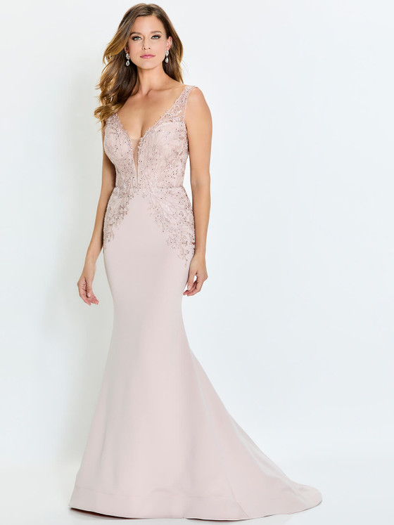 Montage MOB Gown M528 Montage MOB Gown M528