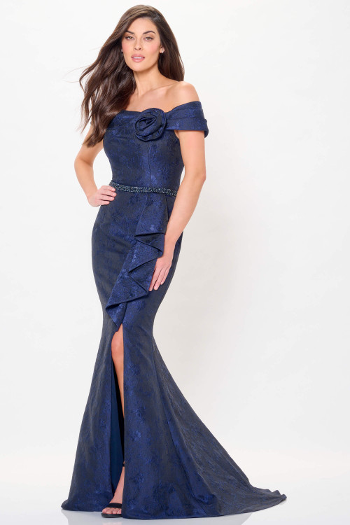Montage MOB Gown M910 Montage MOB Gown M910