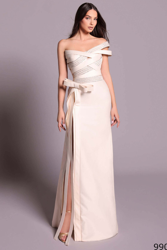Front view of vanilla Tarik Ediz Perli off-shoulder mother gown