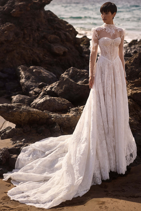 Front view of Milla Nova Selvianne Chantilly lace A-line wedding dress