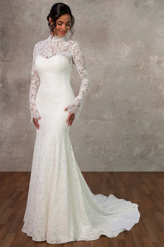 Essense of Australia D4455 Wedding Gown