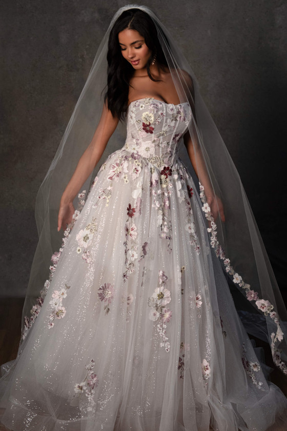 Essense of Australia D4482 Wedding Gown
