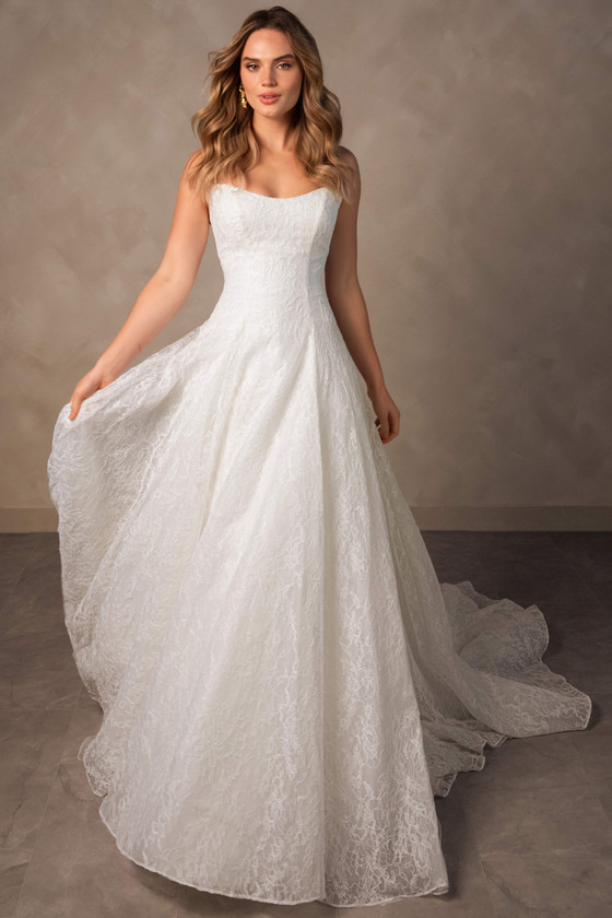 Essense of Australia D4543 Wedding Gown