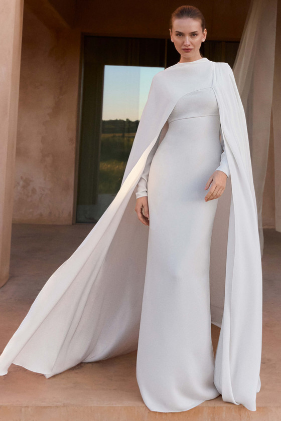 Pronovias Neissia Wedding Gown