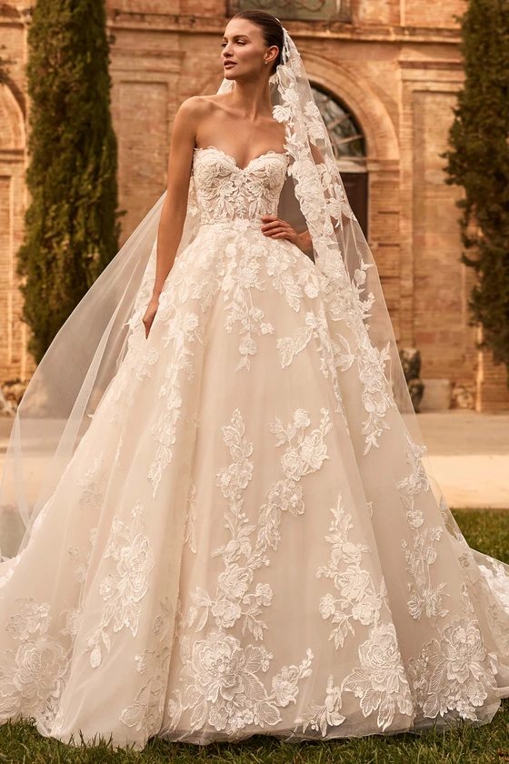 Front view of Pronovias Seaborn lace ball gown wedding dress with sweetheart neckline