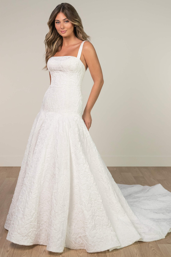 Stella York SY8202 Wedding Gown