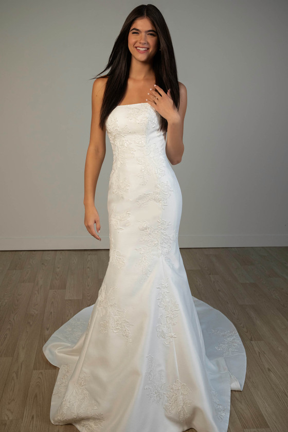 Stella York SY8251 Wedding Gown