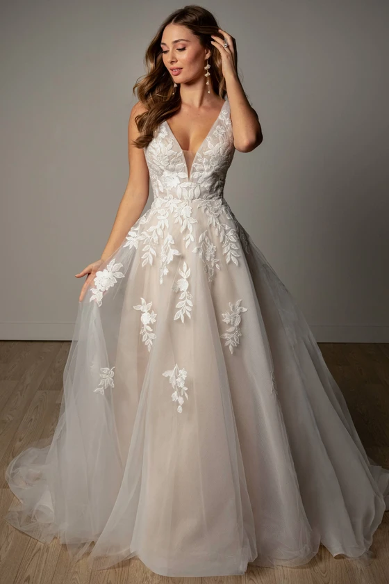 Stella York SY8316 Wedding Gown