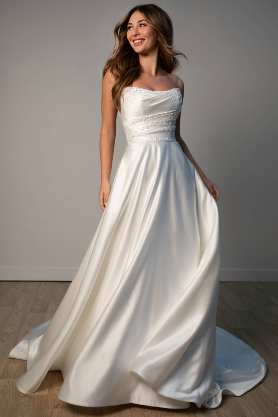 Stella York SY8318 Wedding Gown
