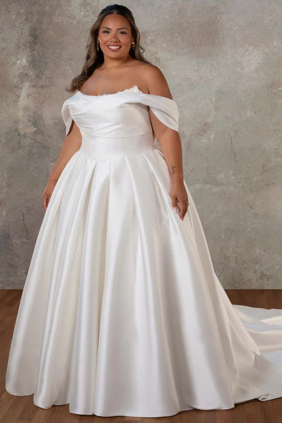 Front view of Essense of Australia D4427 off-the-shoulder plus size wedding dress