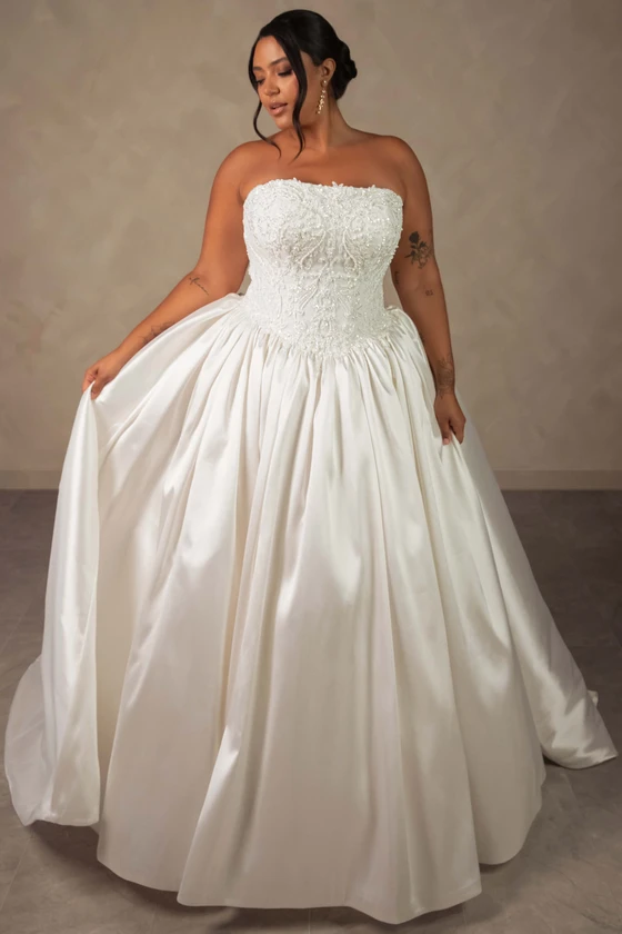 Front view of Essense of Australia D4546 plus size beaded ball gown wedding dress