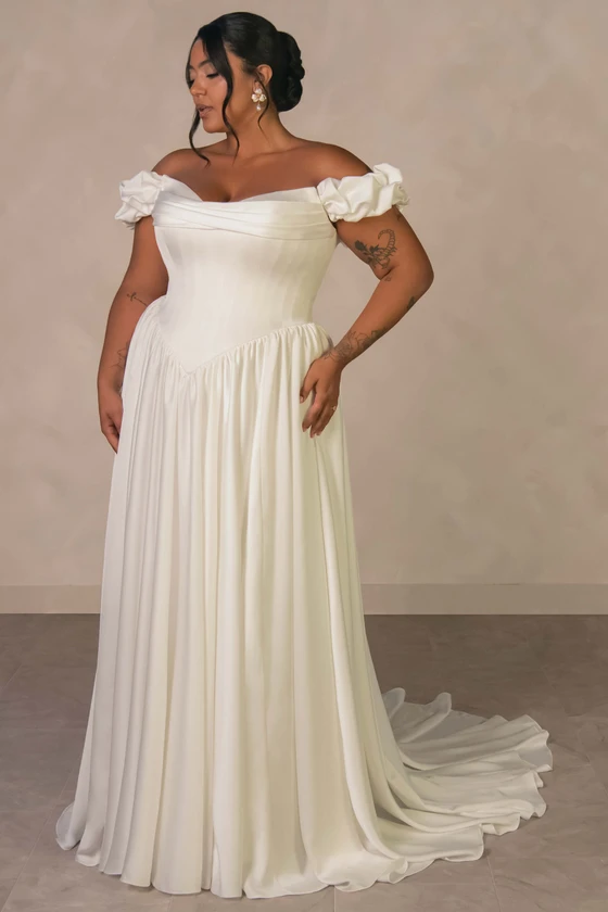 Front view of Essense of Australia D4568 plus size off-the-shoulder wedding dress