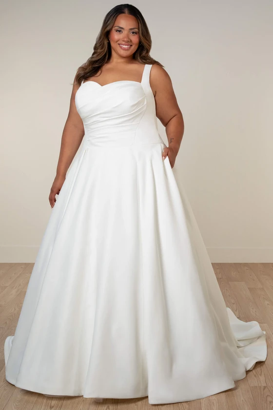 Stella York SY8178 Plus Size Wedding Gown